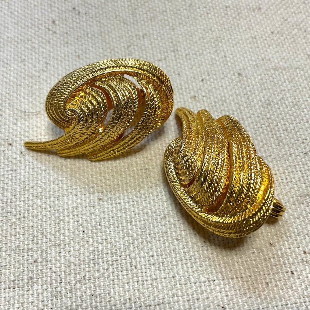 Monet Vintage 60s Gold Swirl Clip Earrings